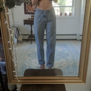 Longer vintage Levi's; relaxed(: w32 L32